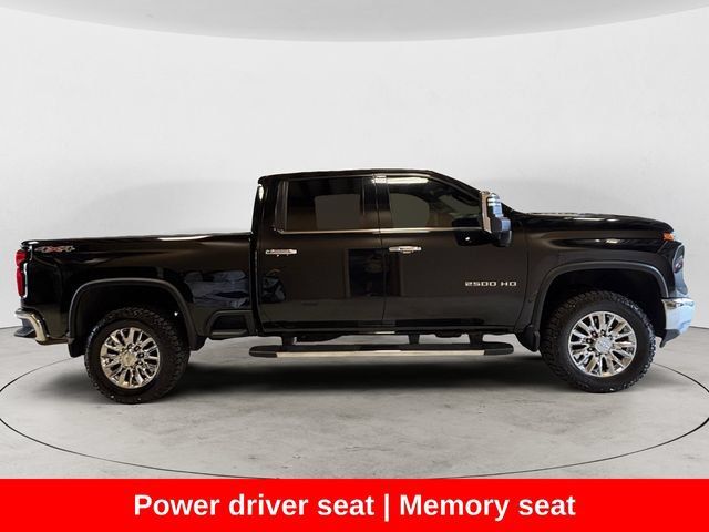 Used 2024 Chevrolet Silverado 2500 LTZ w/ LTZ Convenience Package AWD/4WD image 7