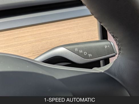 Used 2024 Tesla Model Y Long Range image 16