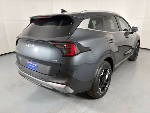 New 2026 Kia Sportage EX AWD/4WD image 8