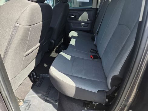 Used 2024 RAM 1500 Classic SLT AWD/4WD image 13