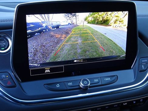 Used 2025 Chevrolet Blazer Premier w/ Enhanced Convenience Package image 33