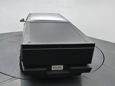 Used 2024 Tesla Cybertruck AWD Crew Cab image 53