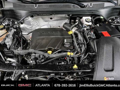 Used 2024 Chevrolet Trax RS w/ Driver Confidence Package FWD image 33
