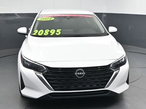 Certified 2024 Nissan Sentra SV image 2