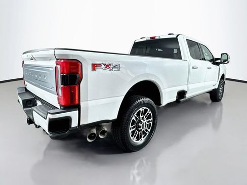 Used 2025 Ford F350 Platinum w/ Platinum Plus Package AWD/4WD image 6