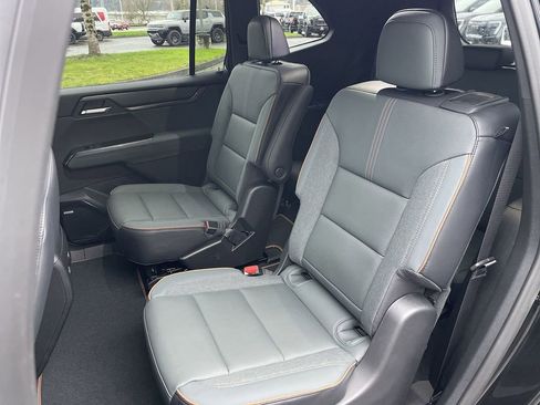 New 2026 GMC Acadia AT4 w/ Super Cruise Package AWD/4WD image 25