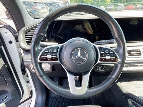 Used 2022 Mercedes-Benz GLS 450 4MATIC image 11