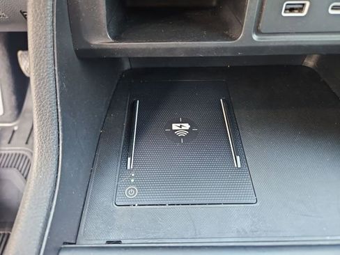 Certified 2024 Honda Pilot Touring image 28