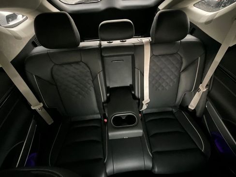 Used 2025 Genesis Electrified GV70 Advanced w/ Prestige Package image 17