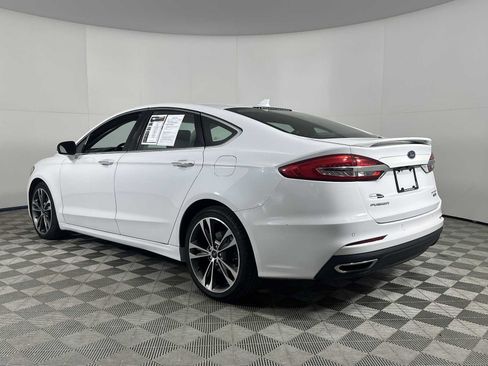 Used 2019 Ford Fusion Titanium image 6