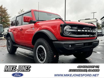 New 2024 Ford Bronco Outer Banks w/ Sasquatch Package