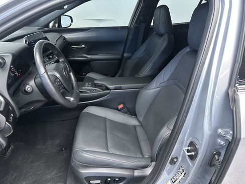 Used 2024 Lexus UX 250h F Sport image 12