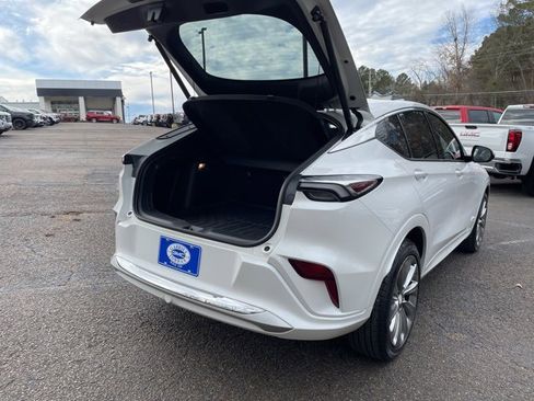 Used 2024 Buick Envista Avenir image 31