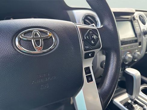 Used 2018 Toyota Tundra SR5 w/ SR5 Upgrade Package image 20