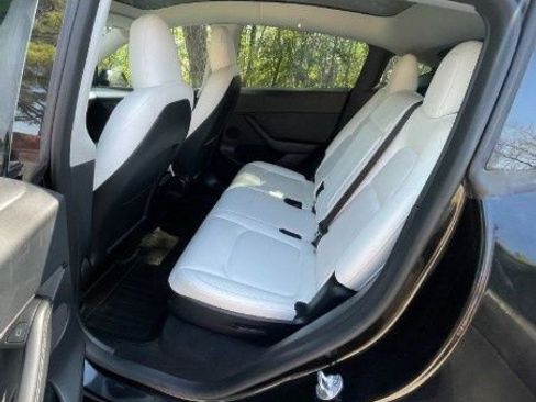 Used 2023 Tesla Model Y Long Range image 4
