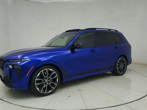 Used 2025 BMW X7 M60i image 75