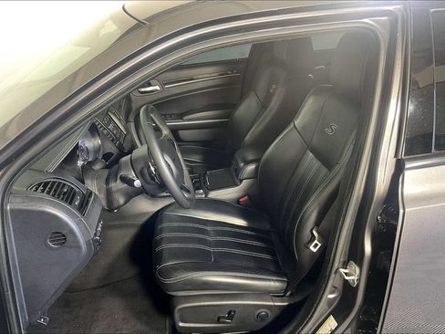 Used 2023 Chrysler 300 S RWD image 32
