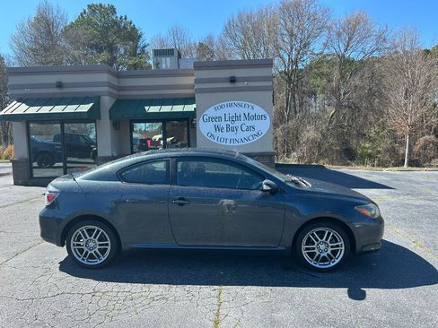 Used 2010 Scion tC image 2