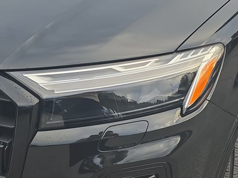 Used 2025 Audi Q7 2.0T Premium w/ Convenience Plus Package image 35