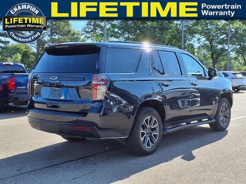 Used 2023 Chevrolet Tahoe Z71 w/ Luxury Package AWD/4WD image 5