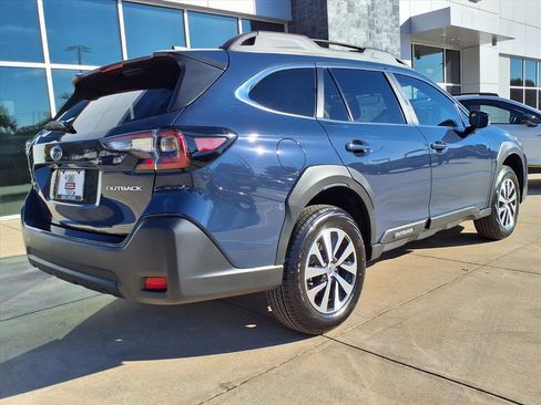 Certified 2025 Subaru Outback Premium image 23