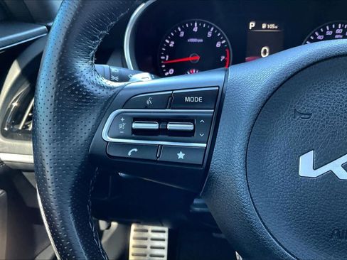 Certified 2023 Kia Stinger GT-Line image 24