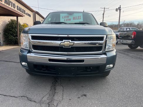 Used 2010 Chevrolet Silverado 1500 LT w/ Power Pack Plus image 2