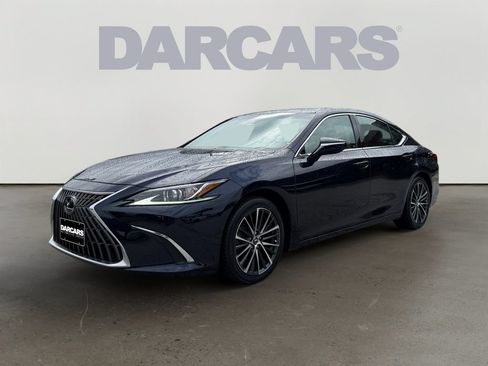 Used 2023 Lexus ES 350 w/ Premium Package FWD image 2