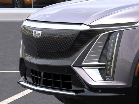 New 2025 Cadillac Lyriq Luxury image 13