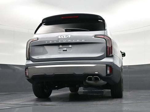 Used 2025 Kia Telluride EX FWD image 27