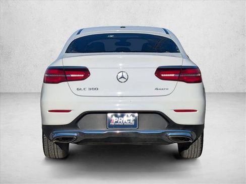 Used 2018 Mercedes-Benz GLC 300 4MATIC Coupe image 7