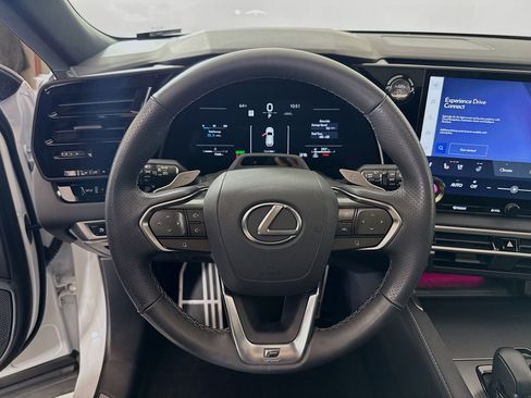 Used 2025 Lexus RX 500h F Sport w/ Convenience Package image 12