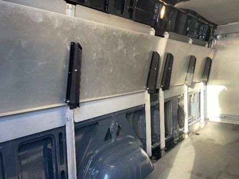 Used 2019 Mercedes-Benz Sprinter 170 image 12