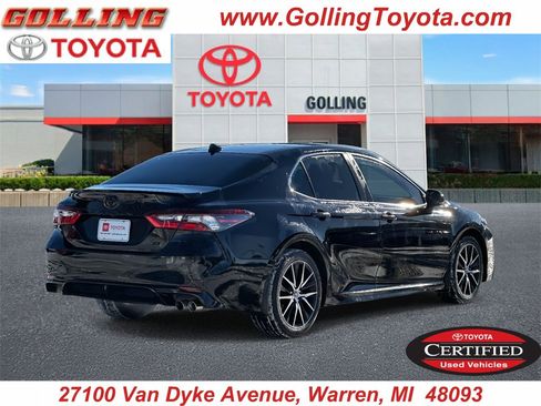 Certified 2024 Toyota Camry SE image 5