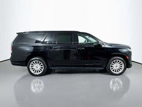 Used 2022 Cadillac Escalade ESV Premium Luxury AWD/4WD image 7