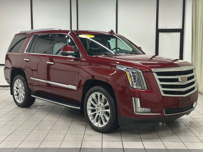 Used 2017 Cadillac Escalade Luxury