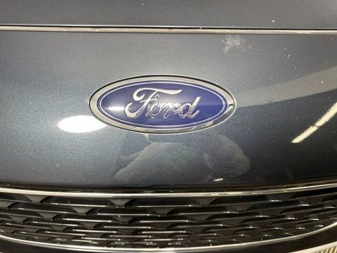 Used 2022 Ford Escape SE w/ Convenience Package image 9