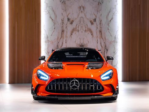 Used 2021 Mercedes-Benz AMG GT Black Series image 2