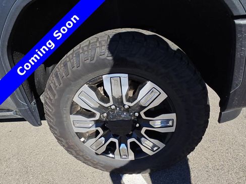 Used 2024 GMC Sierra 2500 Denali w/ Denali Reserve Package image 11