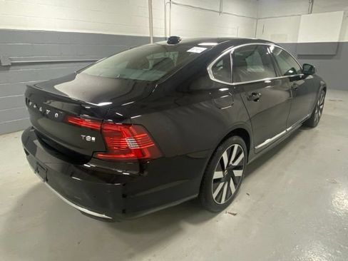 Used 2025 Volvo S90 T8 Plus AWD/4WD image 3