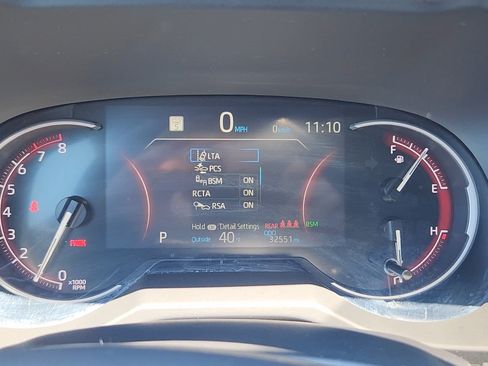 Used 2025 Toyota RAV4 XLE AWD/4WD image 11