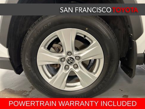 Used 2021 Toyota RAV4 XLE w/ Convenience Package AWD/4WD image 9