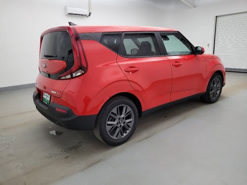 Used 2021 Kia Soul S image 10