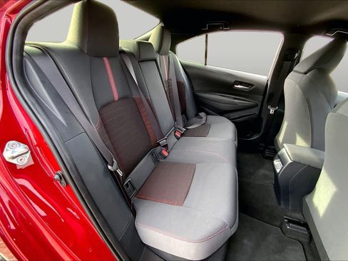 Certified 2026 Toyota Corolla SE w/ SE Premium Package FWD image 19