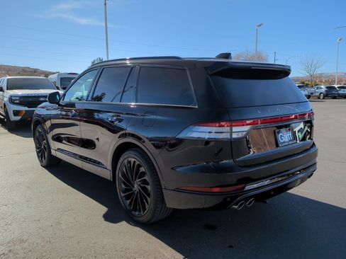 Used 2025 Lincoln Aviator Reserve w/ Equipment Group 201A image 5