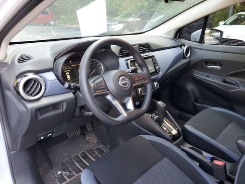 Used 2024 Nissan Versa SV w/ Trunk Package FWD image 18