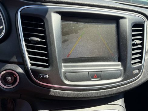 Used 2016 Chrysler 200 Limited w/ Anniversary Edition FWD image 28
