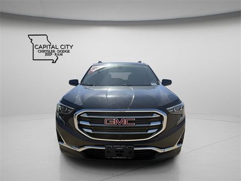 Used 2018 GMC Terrain SLT w/ Preferred Package image 2