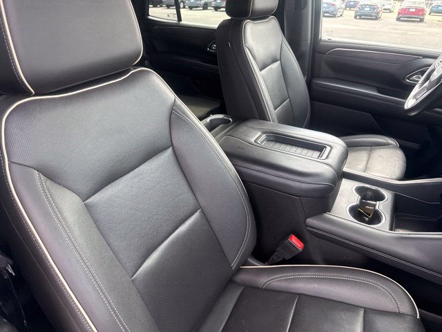 Used 2023 GMC Yukon SLT AWD/4WD image 17