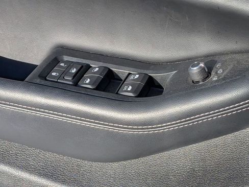 Used 2024 Jeep Grand Cherokee Altitude image 16